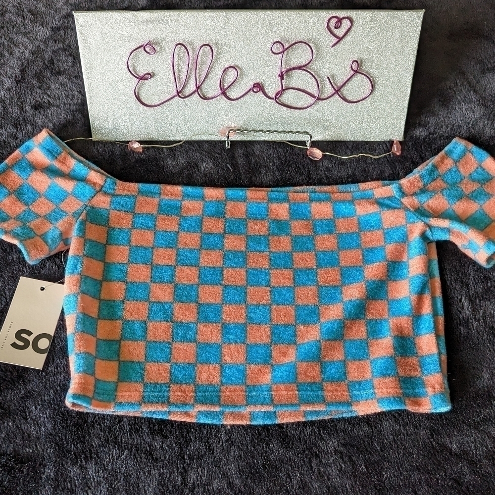 Crop Top - Picture 3 of 5